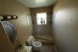 12010 Flushing Meadows Dr, Houston, TX 77089 - Photo 5