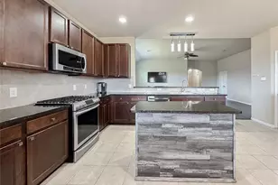 332 Country Crossing Cir, Magnolia, TX 77354 - Photo 9