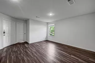 317 Gans St, Houston, TX 77029 - Photo 3