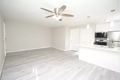 2515 Yoakum Boulevard #11, Houston, TX 77006 - Photo 9