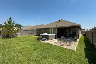 3057 Pampaneria Dr, Conroe, TX 77301 - Photo 3