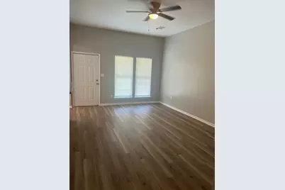 9409 Dulcimer Street #B, Houston, TX 77051 - Photo 3