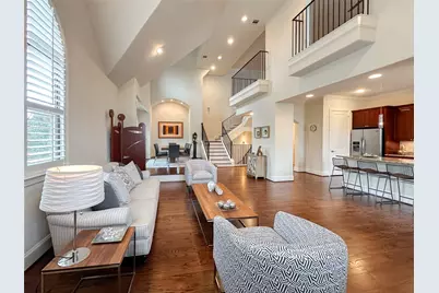 4042 Bellefontaine St, Houston, TX 77025 - Photo 1