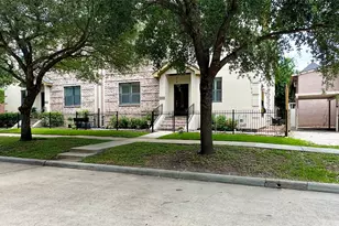 4042 Bellefontaine St, Houston, TX 77025 - Photo 3