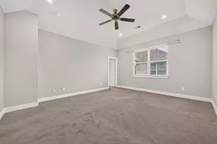 8802 Hollister Pine Ct, Houston, TX 77080 - Photo 39