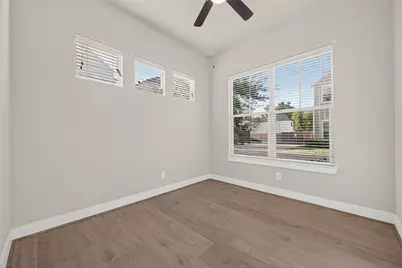 8802 Hollister Pine Court, Houston, TX 77080 - Photo 11