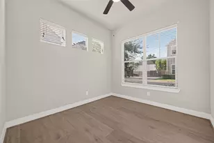 8802 Hollister Pine Ct, Houston, TX 77080 - Photo 11