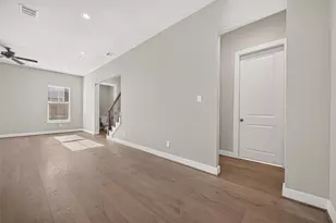 8802 Hollister Pine Ct, Houston, TX 77080 - Photo 23