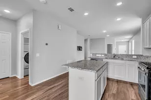 25703 Bottlebrush Sedge St, Katy, TX 77493 - Photo 19