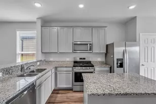25703 Bottlebrush Sedge St, Katy, TX 77493 - Photo 17