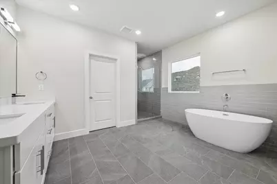6330 Paddington Bend Drive, Houston, TX 77008 - Photo 15