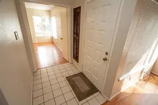 12133 Bob White Dr, Houston, TX 77035 - Photo 3