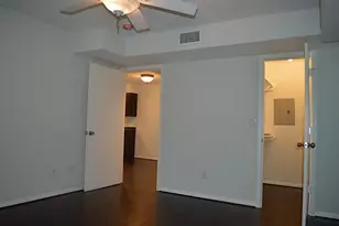 1860 White Oak Dr, Houston, TX 77009 - Photo 7