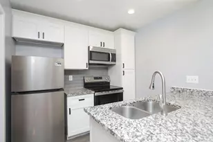 2100 Wilcrest Dr, Houston, TX 77042 - Photo 11