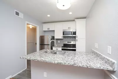 2100 Wilcrest Drive #127, Houston, TX 77042 - Photo 17