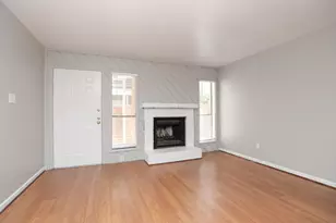 2100 Wilcrest Dr, Houston, TX 77042 - Photo 5