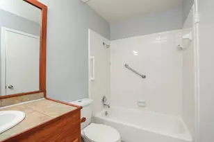 2100 Wilcrest Dr, Houston, TX 77042 - Photo 23