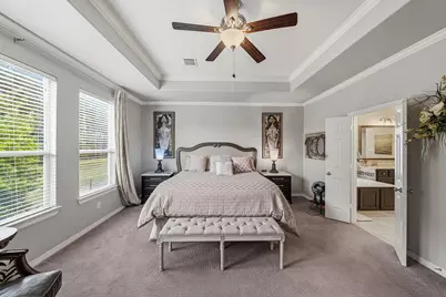 2813 Shadow Woods Court, Houston, TX 77043 - Photo 13