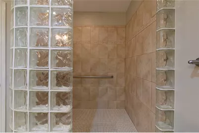 58 S Plum Crest Circle, The Woodlands, TX 77382 - Photo 23