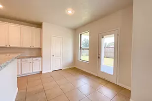 2806 Legends Knoll Dr, Spring, TX 77386 - Photo 9