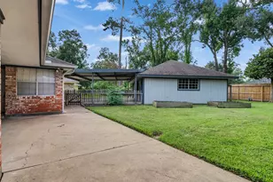 2904 Frostwood Cir, Dickinson, TX 77539 - Photo 39