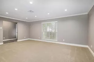 2904 Frostwood Cir, Dickinson, TX 77539 - Photo 5