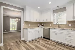 2904 Frostwood Cir, Dickinson, TX 77539 - Photo 15