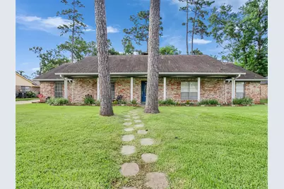 2904 Frostwood Circle, Dickinson, TX 77539 - Photo 1