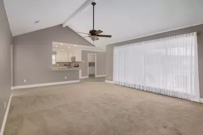 2904 Frostwood Circle, Dickinson, TX 77539 - Photo 9