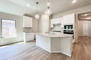 235 Navasota Narrows Wy, Conroe, TX 77304 - Photo 5