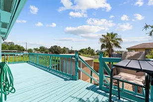 1617 Avenue J, Dickinson, TX 77539 - Photo 21