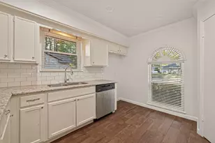 2158 Little Cedar Dr, Houston, TX 77339 - Photo 15