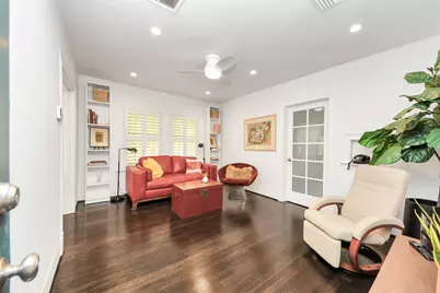 1214 Bartlett Street #16, Houston, TX 77006 - Photo 5