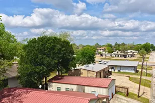 405 N Johnston St, Caldwell, TX 77836 - Photo 9