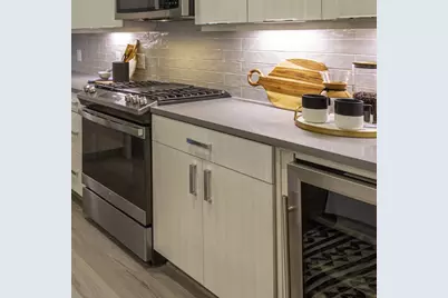 401 W 25th Street #1105, Houston, TX 77008 - Photo 15