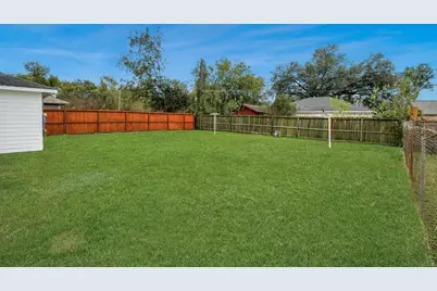 8534 Fillmore Street, Houston, TX 77029 - Photo 33