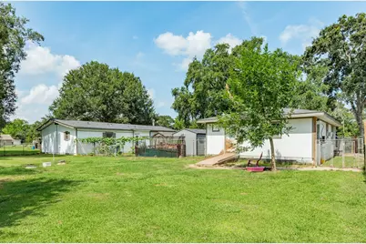 2230 Nancy Street, Alvin, TX 77511 - Photo 31