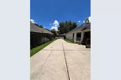 7506 Opal Hill Lane, Humble, TX 77396 - Photo 17