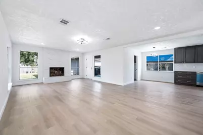 2314 Canyon Meadows Drive, Missouri City, TX 77489 - Photo 9