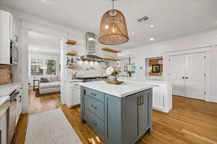 215 E 26th St, Houston, TX 77008 - Photo 13