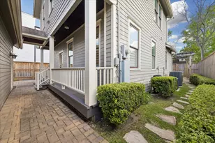 215 E 26th St, Houston, TX 77008 - Photo 29