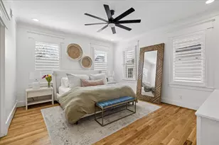 215 E 26th St, Houston, TX 77008 - Photo 17