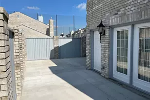360 Wilcrest Dr, Houston, TX 77042 - Photo 3