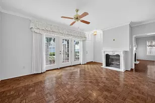360 Wilcrest Dr, Houston, TX 77042 - Photo 9