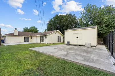 1421 16th Avenue N, Texas City, TX 77590 - Photo 31