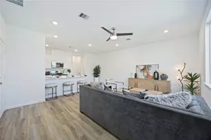 5930 Manning Oaks St, Houston, TX 77091 - Photo 3
