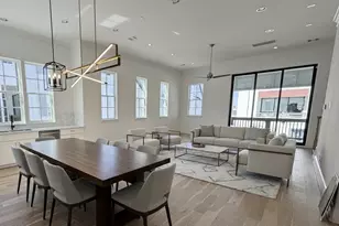 3317 Green Lilly Ln, Houston, TX 77008 - Photo 1