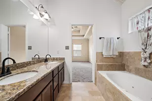 18319 Hillingdon Ln, Tomball, TX 77377 - Photo 31