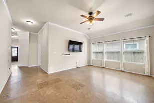 18319 Hillingdon Ln, Tomball, TX 77377 - Photo 9