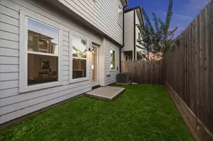 1902 Luna Woods Ln, Houston, TX 77055 - Photo 45